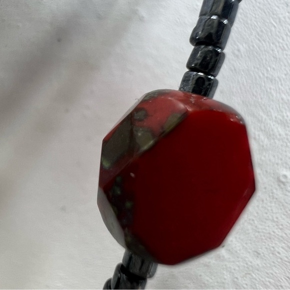 Ruby red delicate handmade necklace - Picture 7 of 11